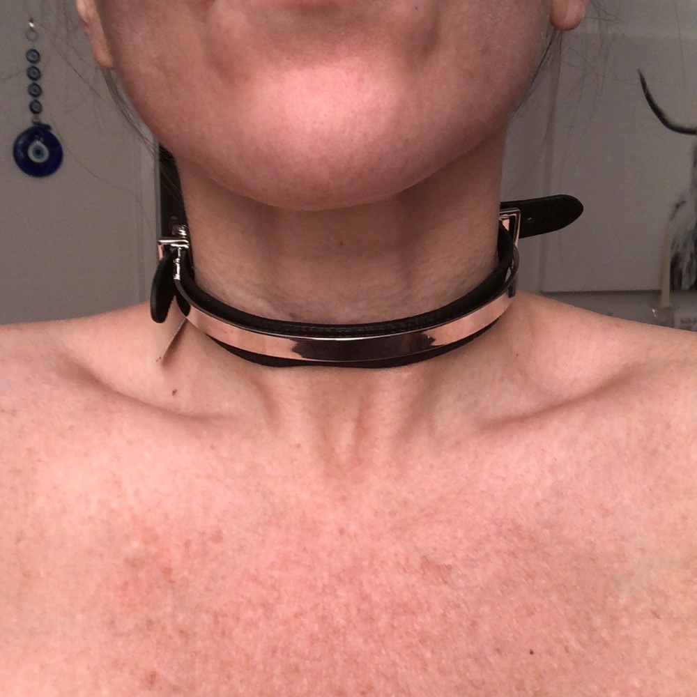 Henri Bendel military style choker